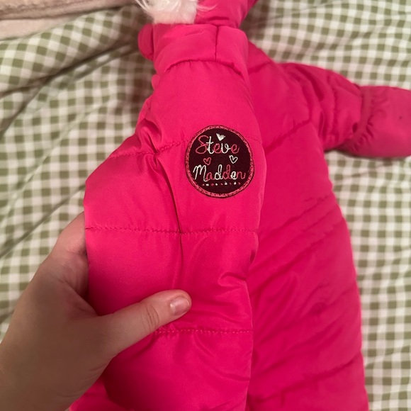 Steve Madden Hot Pink Baby Puffer Ski Snowsuit Size 3-6M NWT - Picture 7 of 8